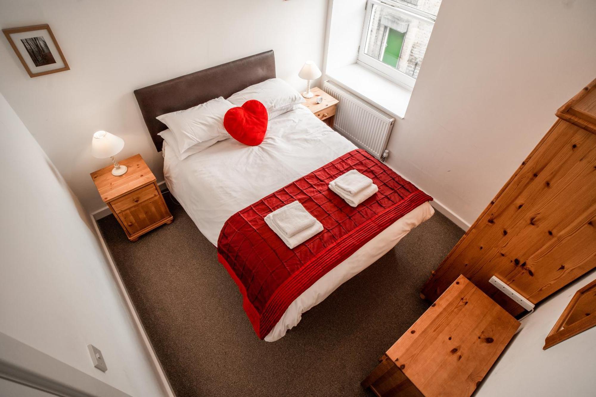 The Torrs Apartments New Mills Extérieur photo